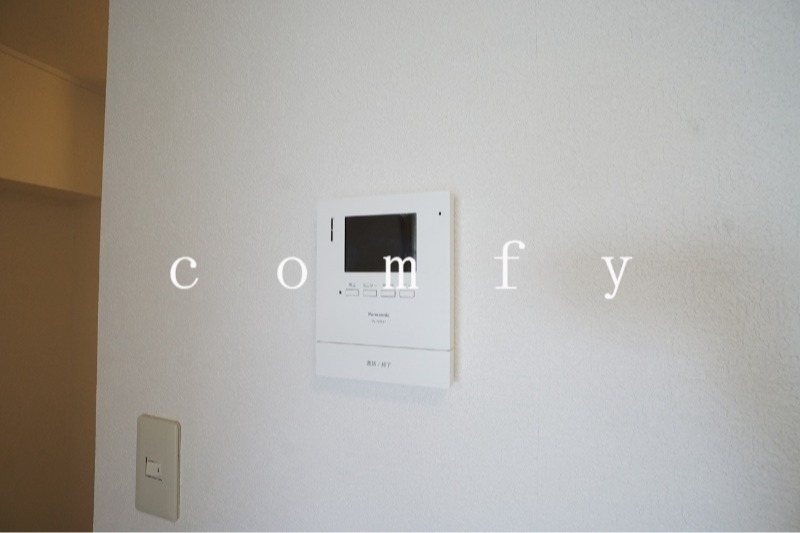 セキュリティ　モニター付きインターホン