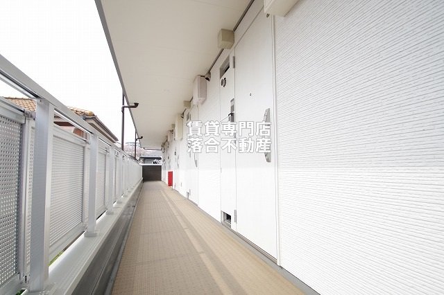 エントランス　清潔なエントランス