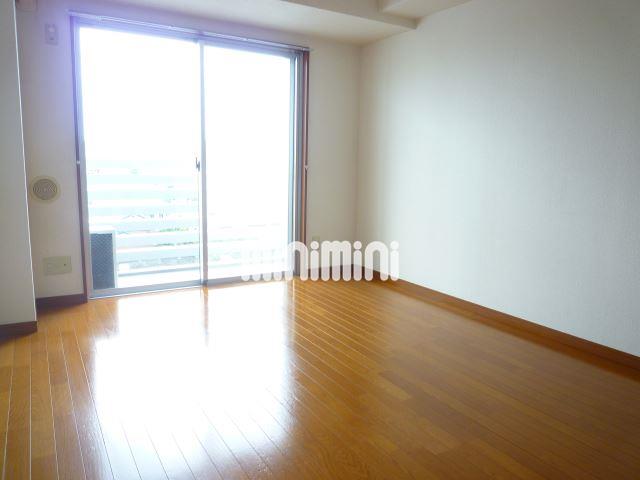 居室・リビング　明るくキレイなお部屋ですよ