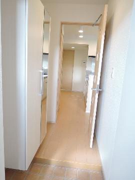 玄関　玄関（イメージ）