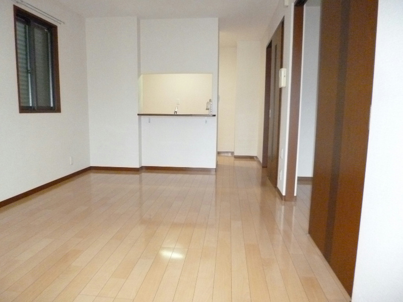 居室・リビング　綺麗なお部屋です。