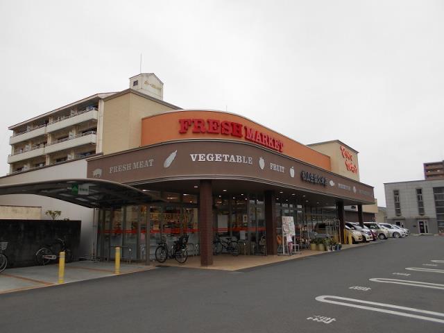 スーパー　松山生協　久米店（スーパー）まで444m