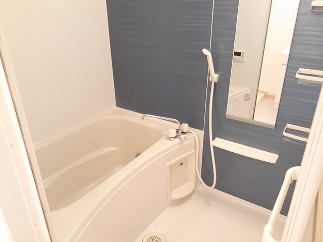 バス・シャワールーム　別号室画像。ご参考下さい