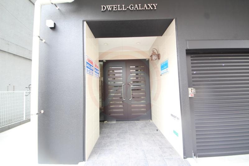 エントランス　ゆとりのあるエントランスです