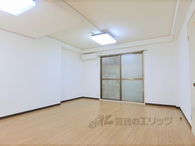 居室・リビング　洋室