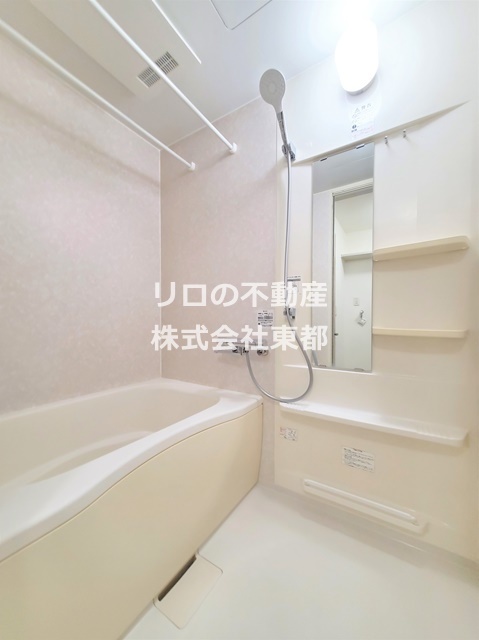 バス・シャワールーム　追い焚き機能・浴室乾燥機付きバスルーム♪