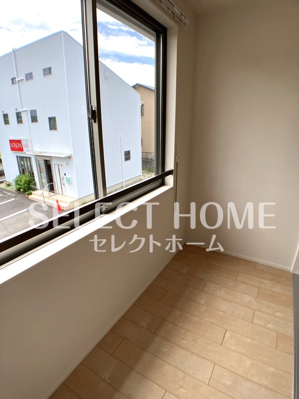 バルコニー　広々としたバルコニーです