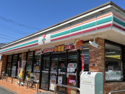 コンビニ　セブンイレブン 南熊本４丁目店（コンビニ）まで751m