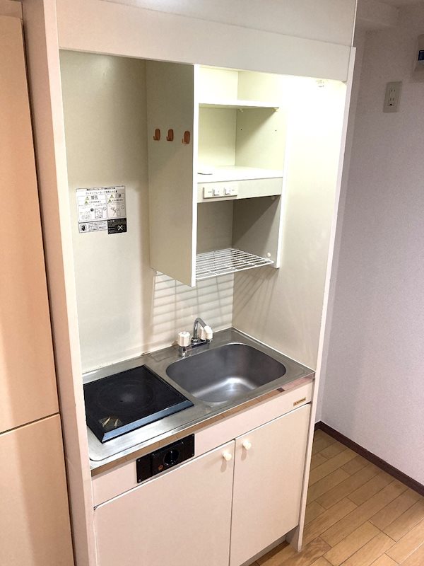 キッチン　IHコンロなのでお掃除がしやすいです☆