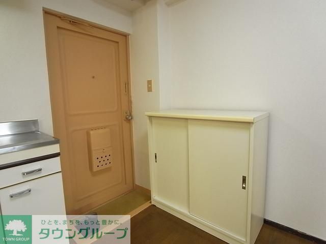 玄関　キッチン
