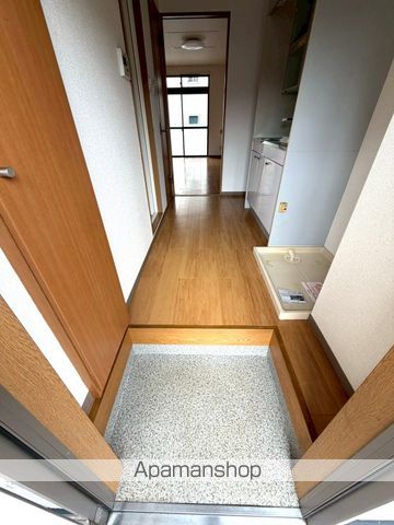 サンセールKの玄関写真