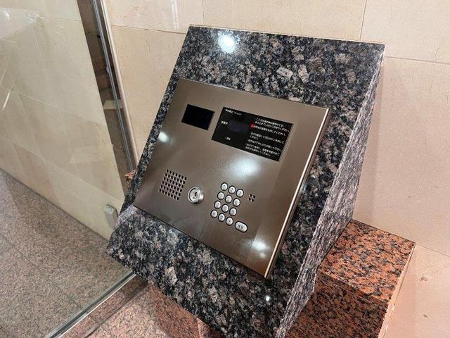 エントランス　オートロック