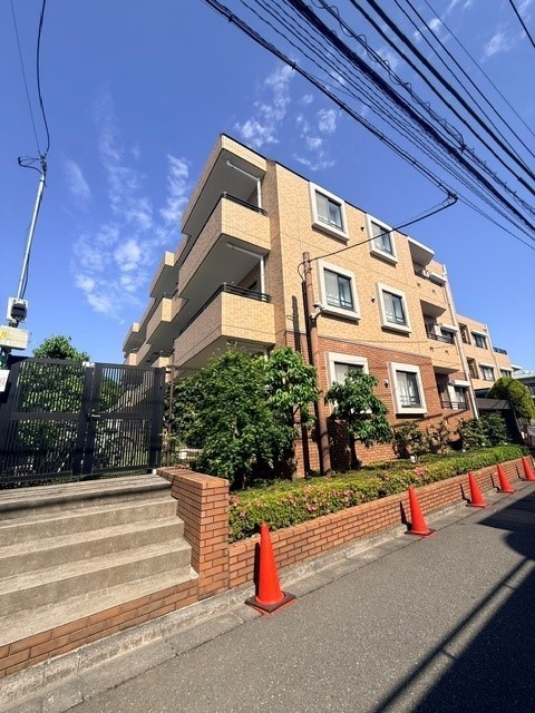 建物外観　外観（２０２６年５月末大規模修繕工事中）