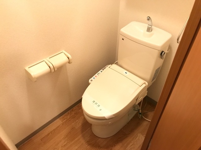 トイレ　トイレ