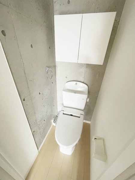 トイレ　※別部屋参考写真