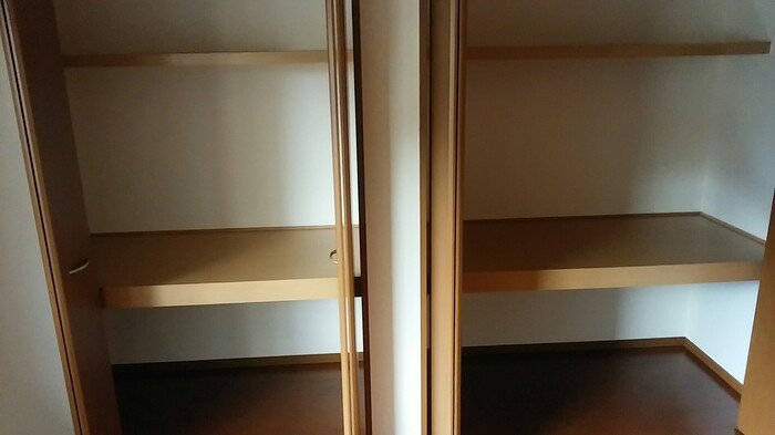収納　クローゼット