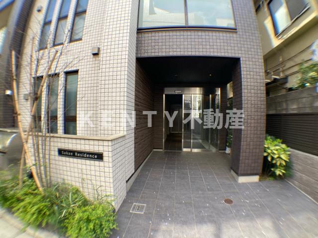 エントランス　建物の内部です