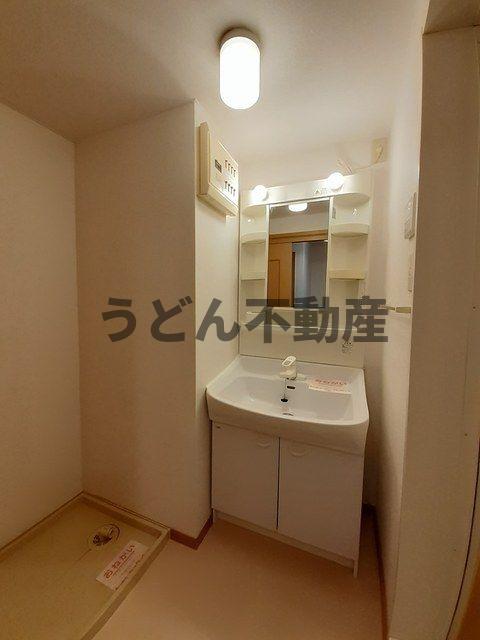 洗面設備　うどん県のお部屋探しはうどん不動産へ うどんちゃんとLINE