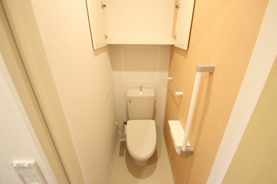 トイレ　※別部屋の写真です