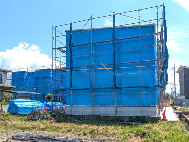 建物外観　建築中