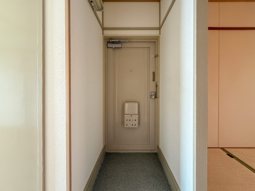 東垂水 2号棟の玄関写真