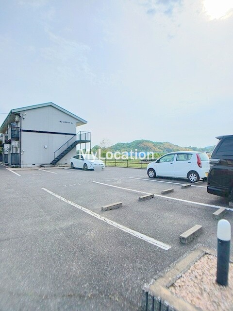 駐車場　☆敷地内に駐車場があります☆