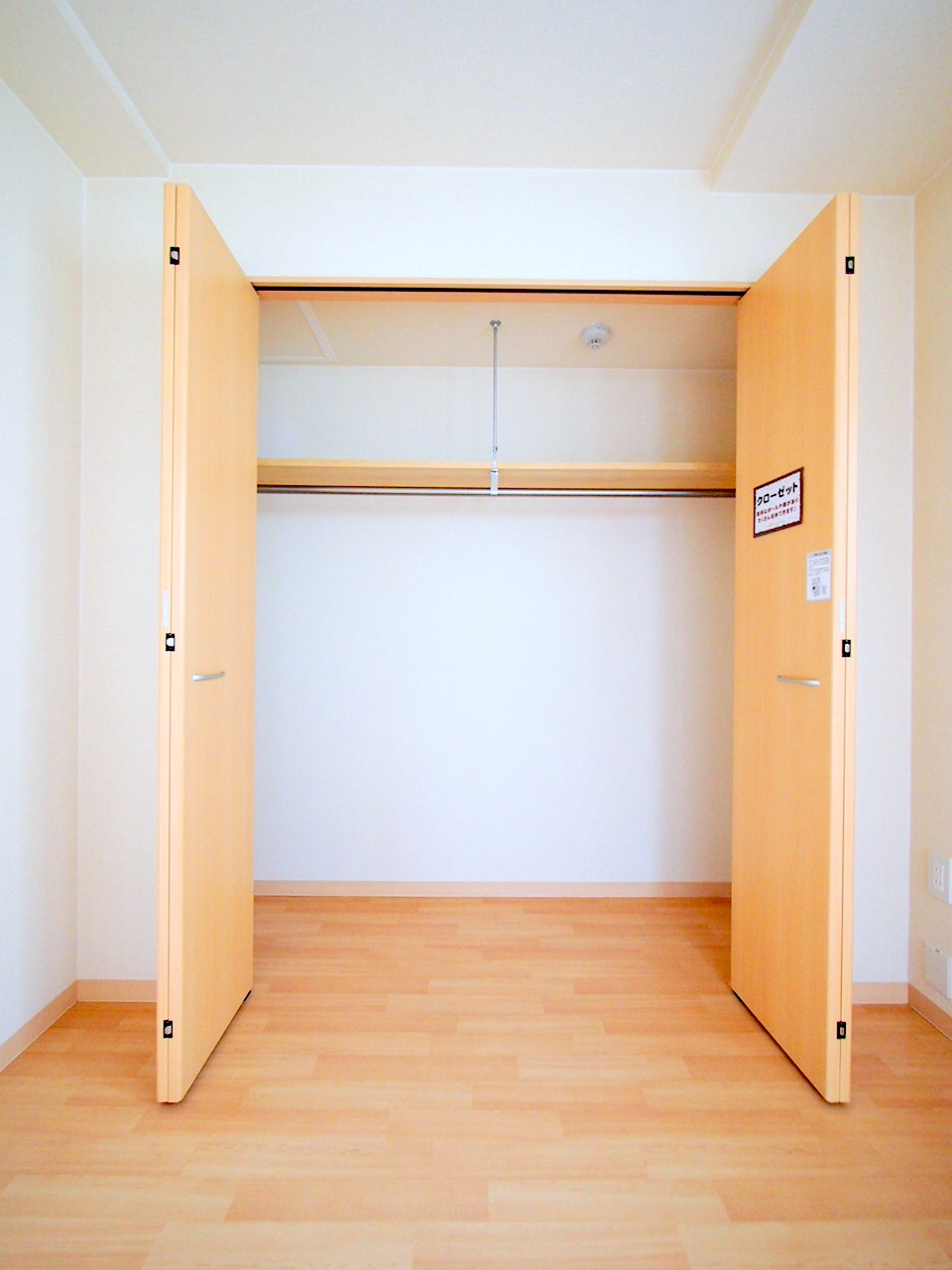 収納　各部屋にクローゼット完備しています♪