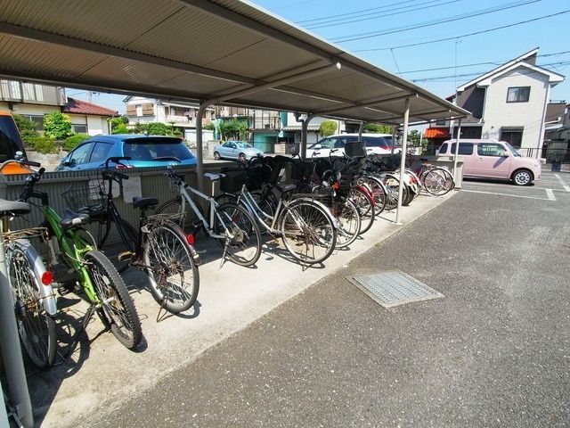 その他共有部分　♪屋根付き駐輪場！♪