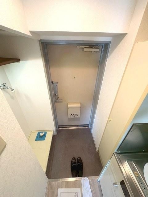玄関　別部屋同仕様タイプ