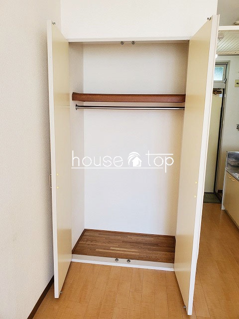収納　衣類など収納可能