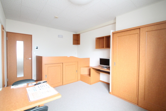 居室・リビング　※別部屋の写真です