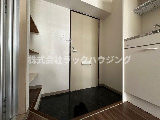 玄関　【お部屋さがしはラックハウジングにお問合せ下さいませ♪】