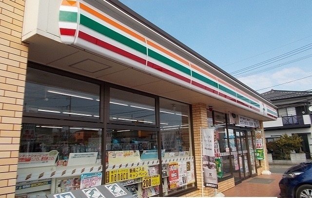 コンビニ　セブンイレブン寒川倉見南町店（コンビニ）まで500m