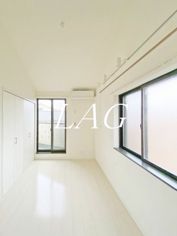 居室・リビング　洋室のお部屋です。