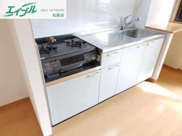 キッチン　別部屋反転参考写真