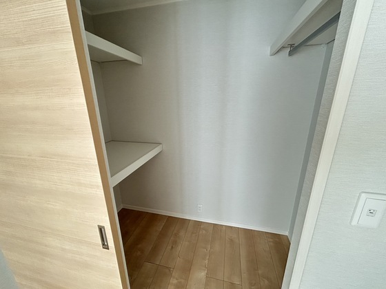 収納　※別部屋の写真です