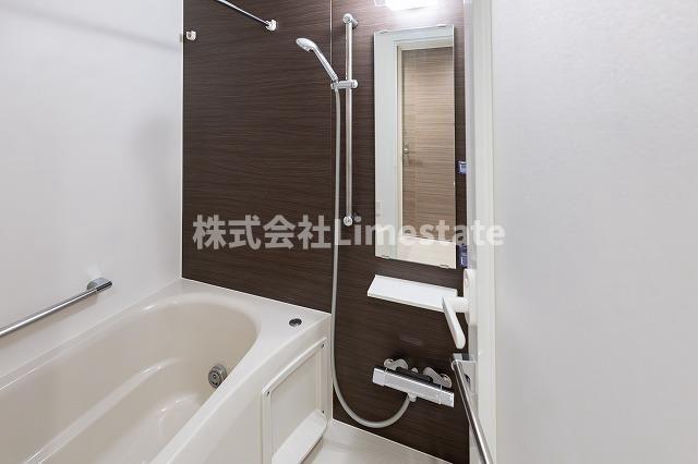 バス・シャワールーム　別部屋参考写真