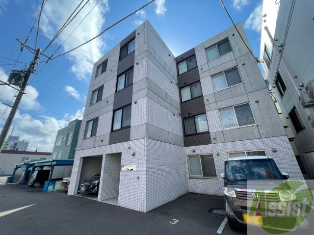 建物外観　札幌市東区北三十三条東「Ｌａｃｏｒｔｅ」