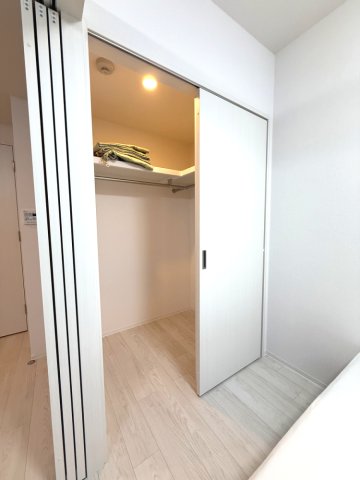収納　施工中