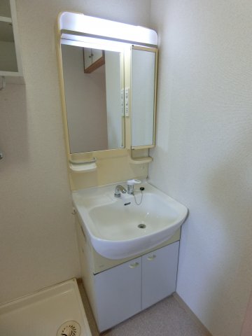洗面設備　詳細は、RISUMO江坂本店→06-6155-7137まで♪