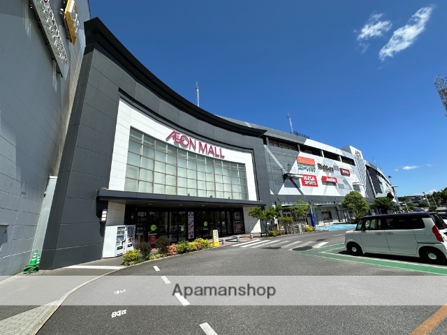 ショッピングセンター　イオンモール岡崎（ショッピングセンター）まで750m