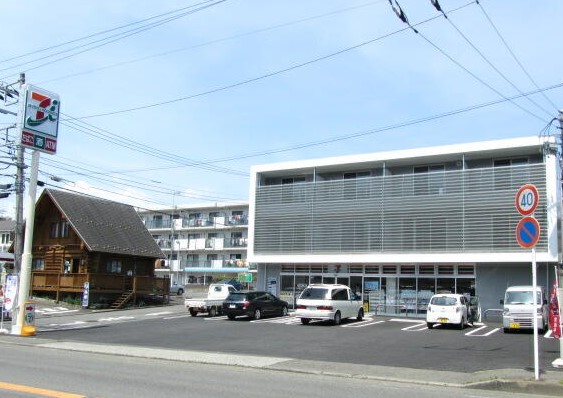 コンビニ　セブンイレブン藤沢善行2丁目店（コンビニ）まで590m