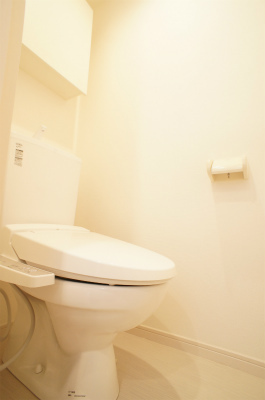 トイレ　落ち着いたトイレです