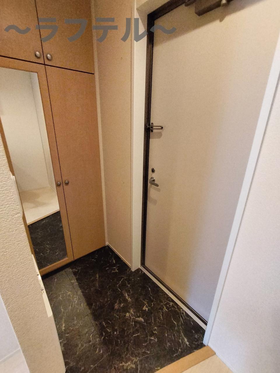 玄関　別部屋イメージ写真