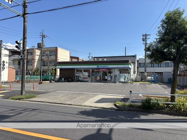 コンビニ　ファミリーマート千成西店（コンビニ）まで340m
