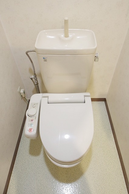 トイレ　（類似室内）