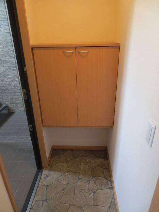 玄関　シューズボックス