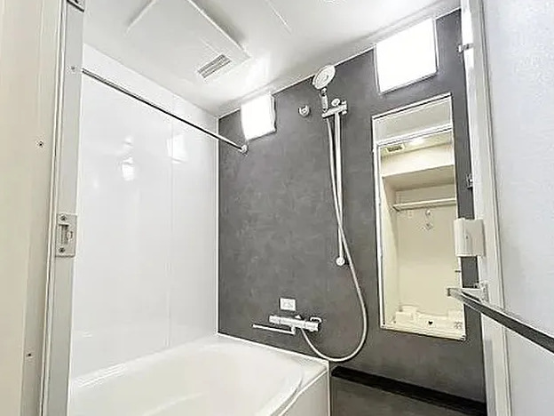 バス・シャワールーム　※別部屋の参考写真です。