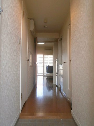 玄関　※別号室参考写真※