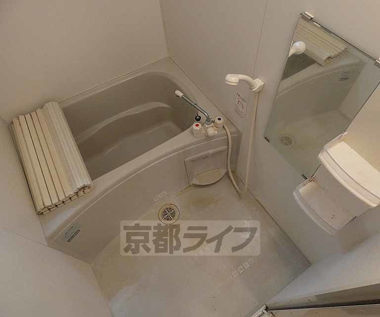 バス・シャワールーム　浴室です。